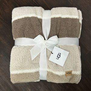 ugg rosaleen